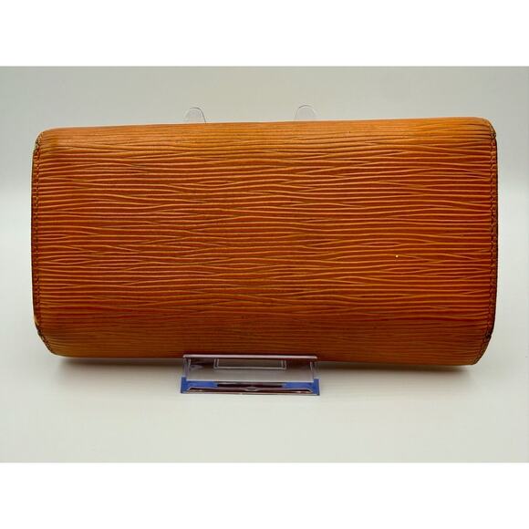 Auth LOUIS VUITTON Epi Porte Tresor International Mandarin Wallet | M6350H | COA - Picture 2 of 11